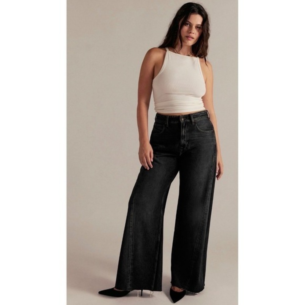 We the Free CRVY Alter Ego Wide-Leg Twisted Jeans NWT